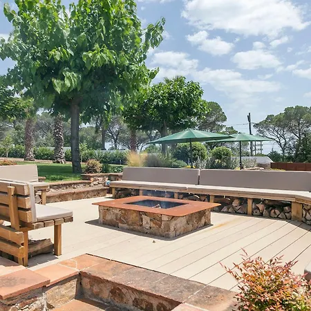 Masia Luxmarspa Villa Barcelona